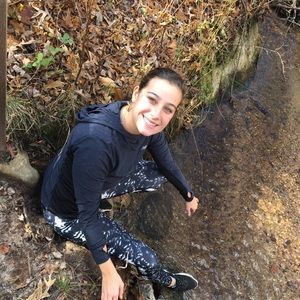 Meet your Posher, Josie